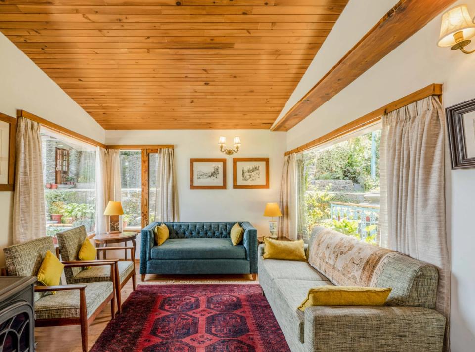 Luxury Living Space at Ballyhack Cottage, Shimla - amã Stays & Trails 