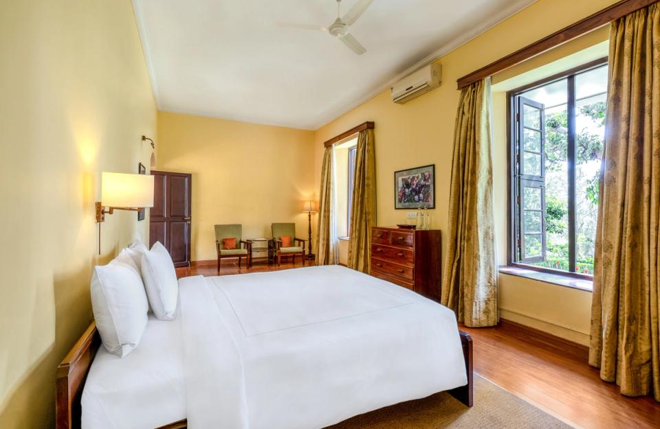 Luxurious Bedroom at Cottabetta Bungalow, Coorg - amã Stays & Trails 