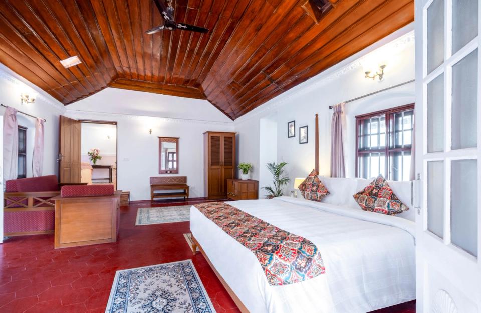 Elegant Bedroom at Skanda - amã Stays & Trails 