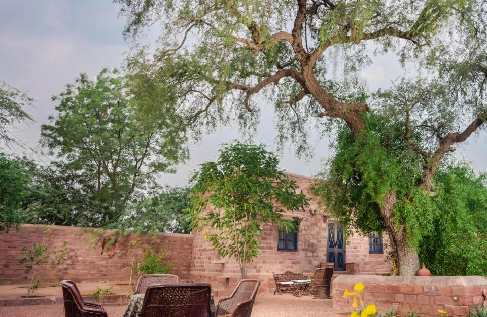 Outdoor Dining Space at Kothi Umednagar, Jodhpur 