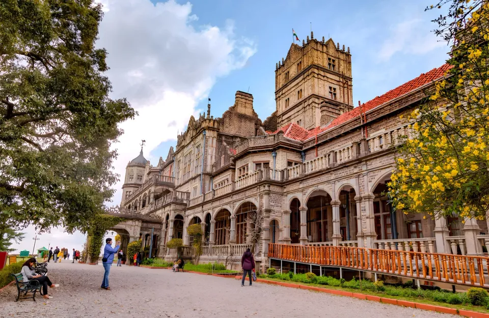 Shimla's Top Attractions - Places To Visit , amã Stays & Trails 