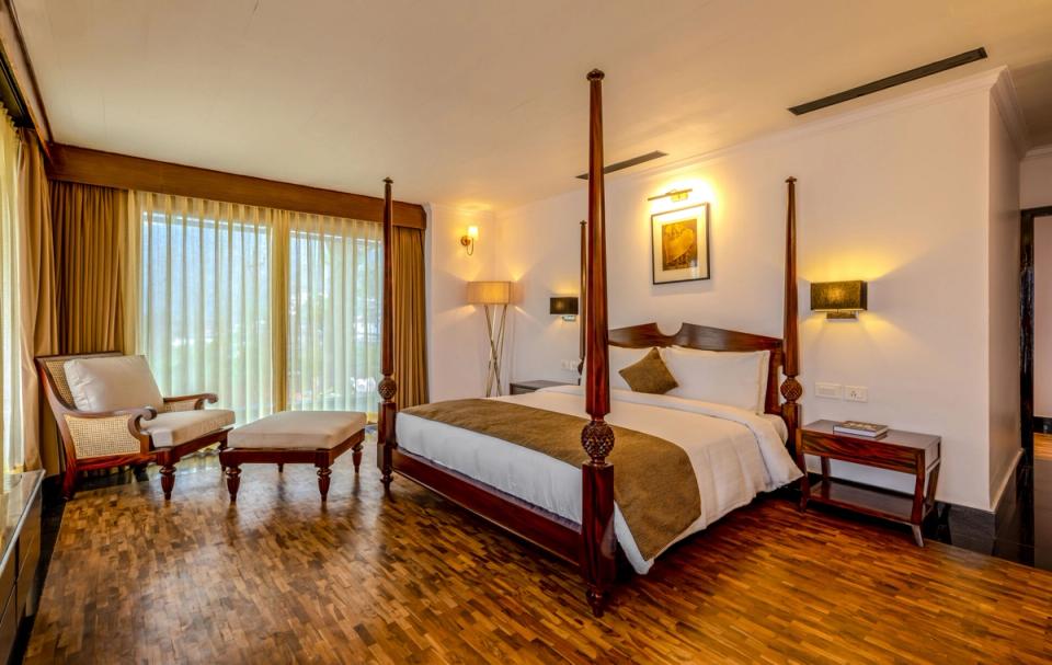 Elegant Bedroom at Puttabong Cottage - Accommodation in Darjeeling