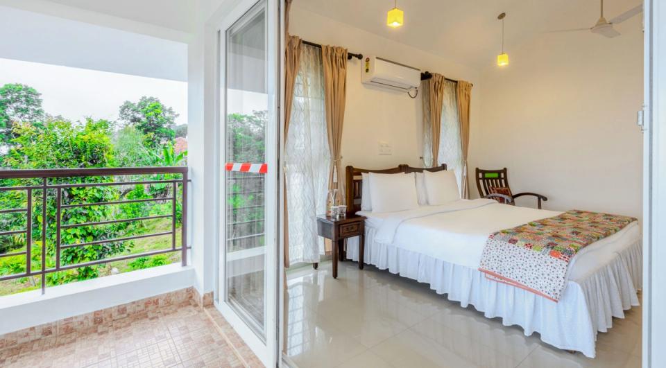 Elegant Bedroom at Arcadia - Accommodation in Coorg