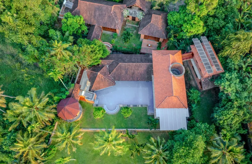 Luxury Homestay in Kumarakom - Lily Pad, amã Stays & Trails