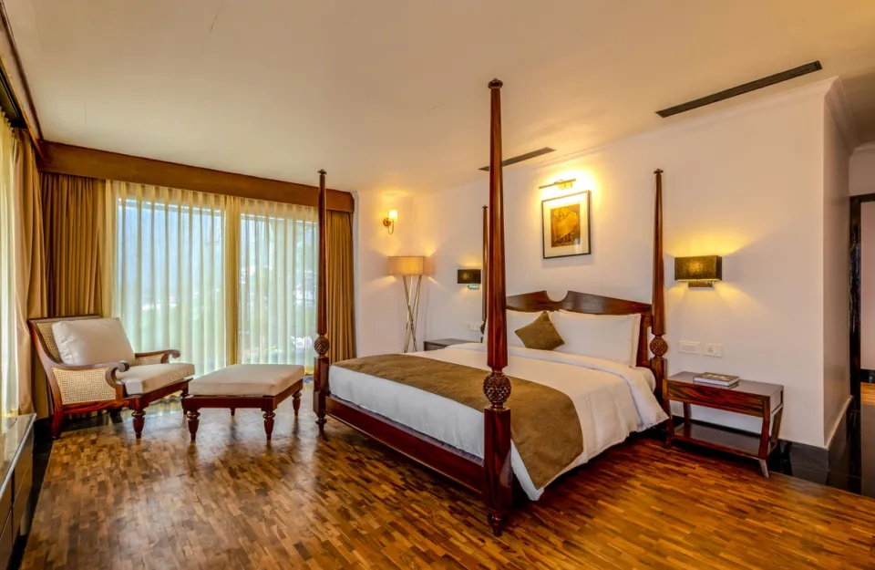 Luxe Bedroom at Puttabong Cottage - 6 Bedroom Cottage in Darjeeling 