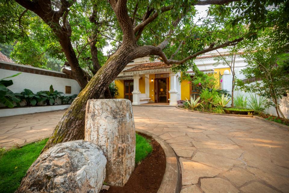 Stylish Entrance at Chikoo Villa, Goa - amã Stays & Trails