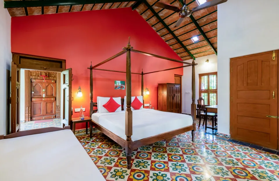 Luxury Bedroom at Rare Earth Estate - Homestay In Coorg