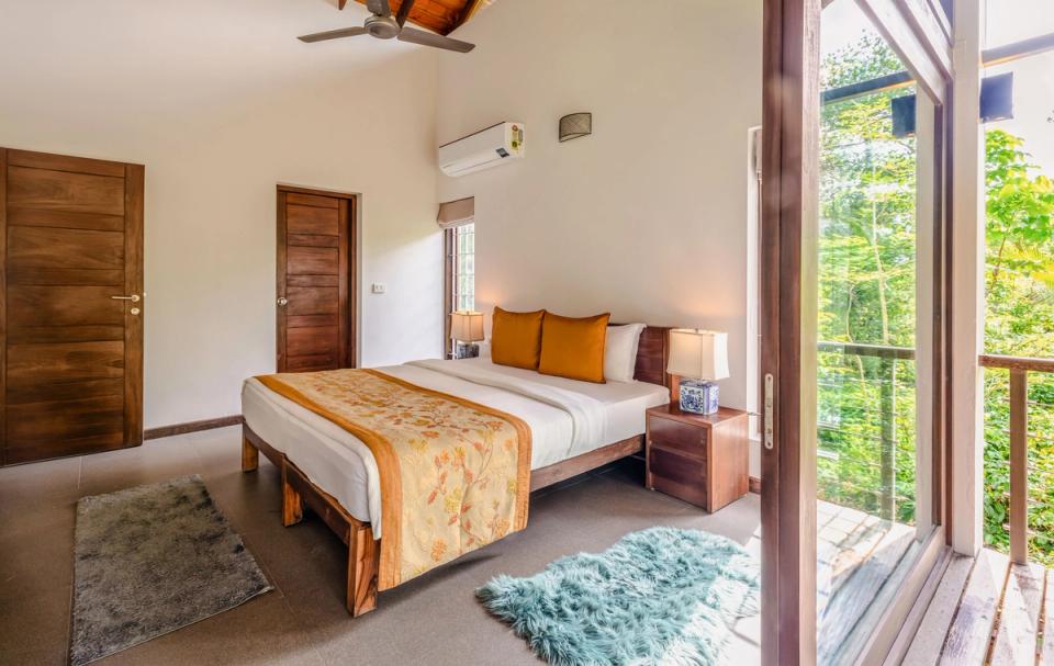 Luxury Bedroom at The Old Cattle Shed - Accommodation in Wayanad