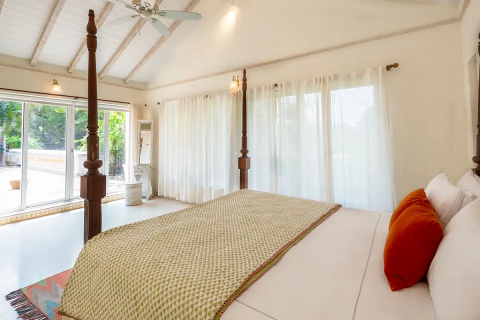 Luxurious Bedroom at Chikoo Villa - Goa Luxury Villa