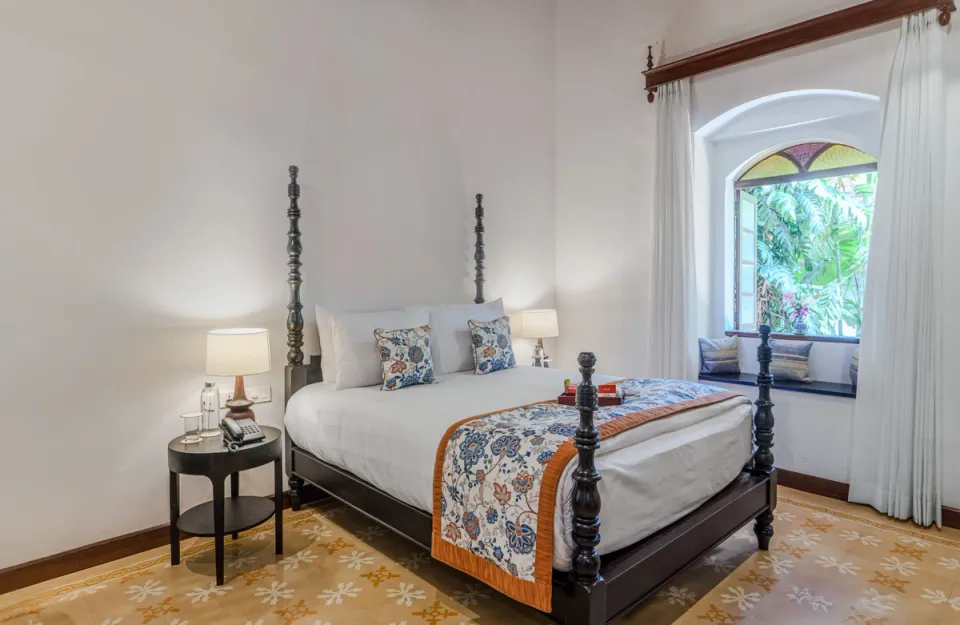 Elegant Bedroom At Palmeira De Saligao - Accommodation in Goa