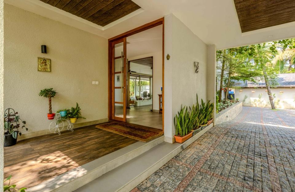 Luxury Entrance of Sherlys Ente Kumbalanghi, Kochi - amã Stays & Trails 