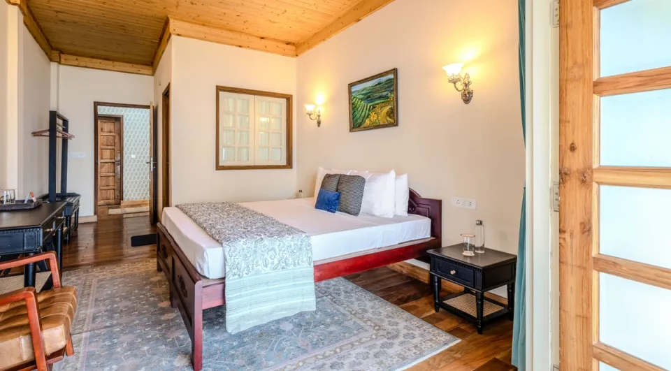 Luxe Bedroom at Makaibari Bungalow, Darjeeling 