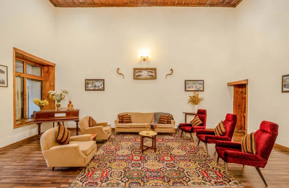 Amazing Living Space at Ramgarh Heritage Villa - amã Stays & Trails