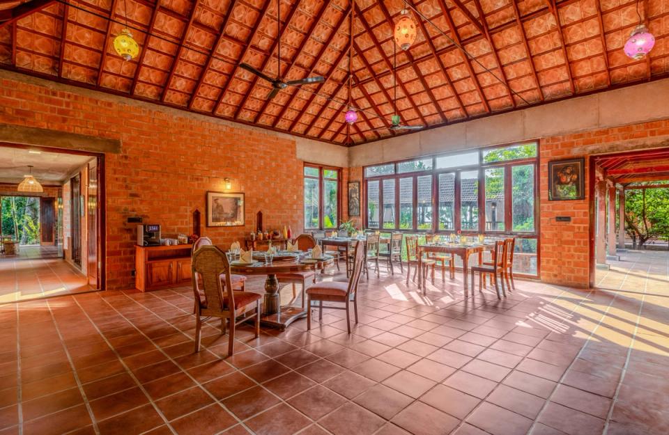 Luxury Dining Area at Lily Pad, Kumarakom - amã Stays & Trails