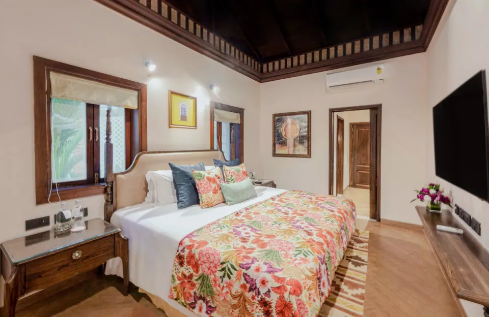 Luxury Bedroom At Aguada Serenity Villa - Goa Luxury Villa