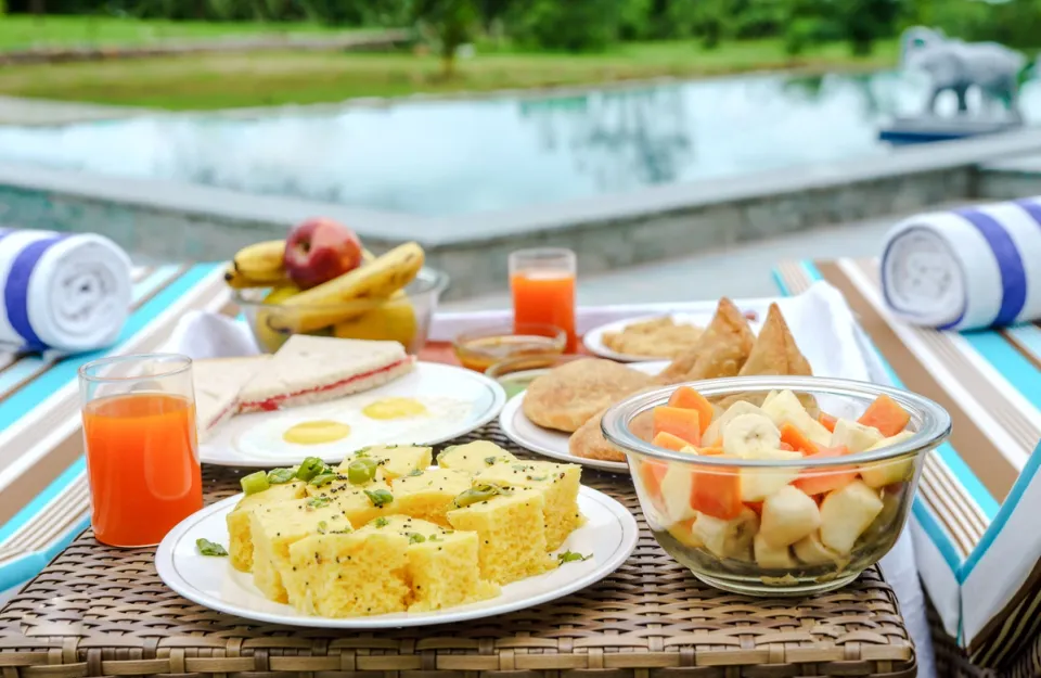 Garden Breakfasts - Experiences at Abhay Manor, Udaipur - amã Stays & Trails 