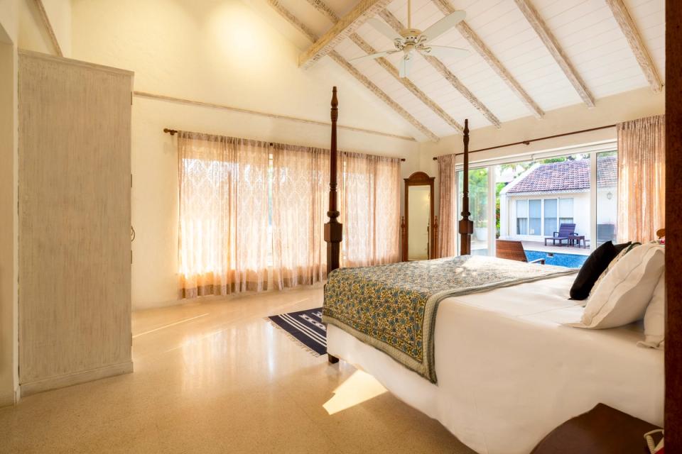 Luxury Bedroom at Chikoo Villa - Goa Private Villa