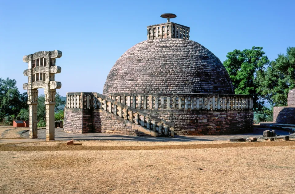 Sanchi Stupa - Bhopal Attractions, amã Stays & Trails