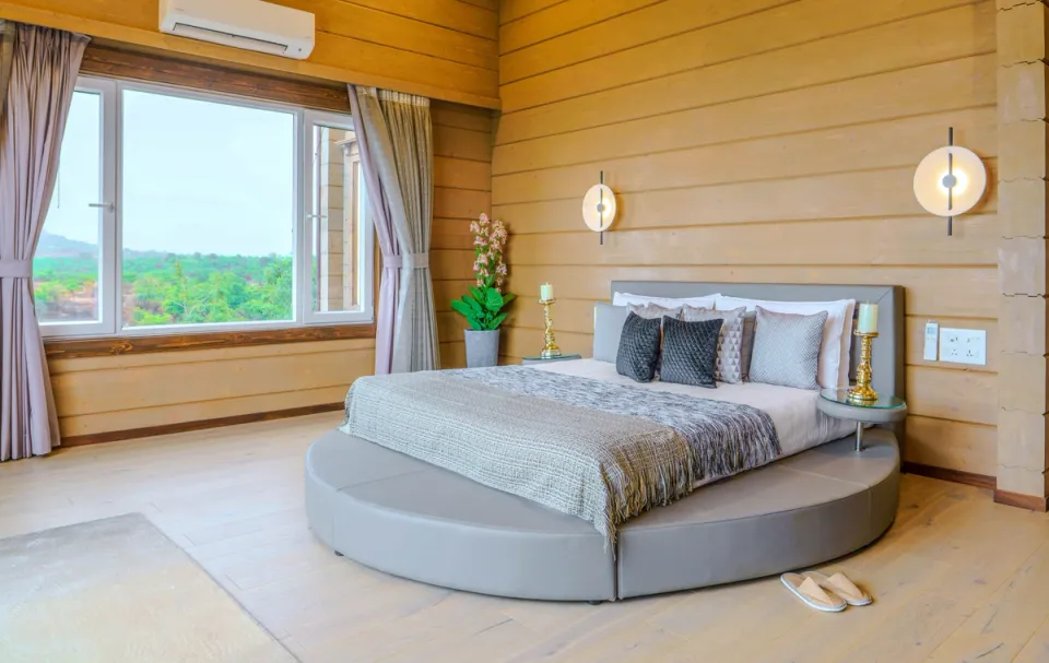 Luxe Bedroom At Chalet 1228 - Kusur, Kamshet - amã Stays & Trails