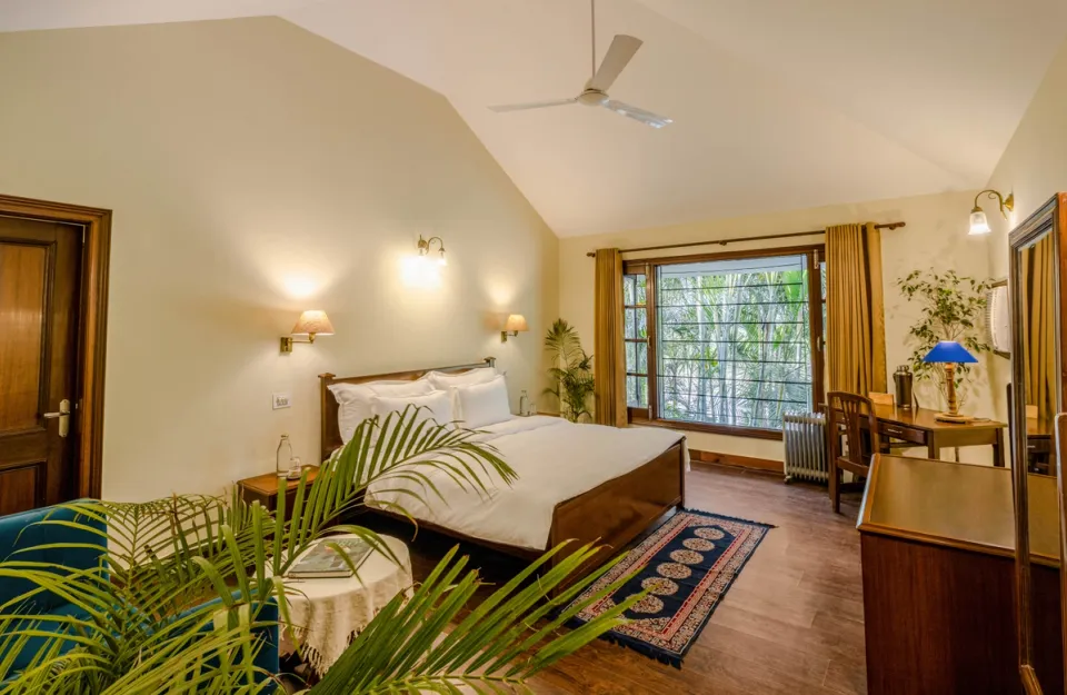 Luxury Bedroom at Citrus County - Homestay in Hoshiarpur