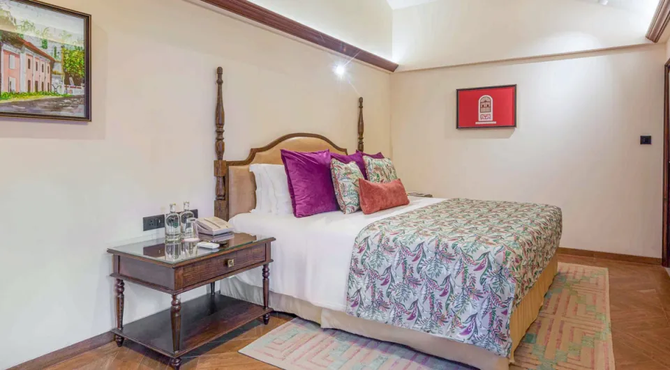 Luxury Bedroom at Aguada Shell Villa - Villa in Goa