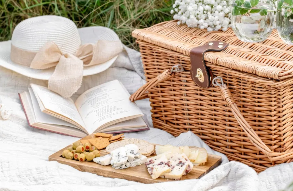 Curated Picnic Delights - Experiences at Aberdeen, Coonoor - amã Stays & Trails 