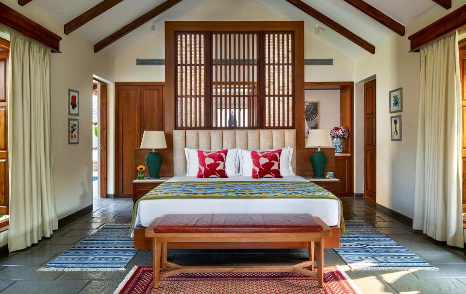 Spacious Bedroom At Hacienda De Bastora, Goa - amã Stays & Trails