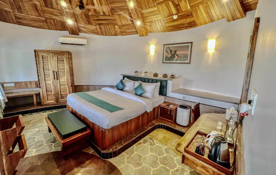 Spacious Bedroom At Eden Farms Paradise, Goa - amã Stays & Trails