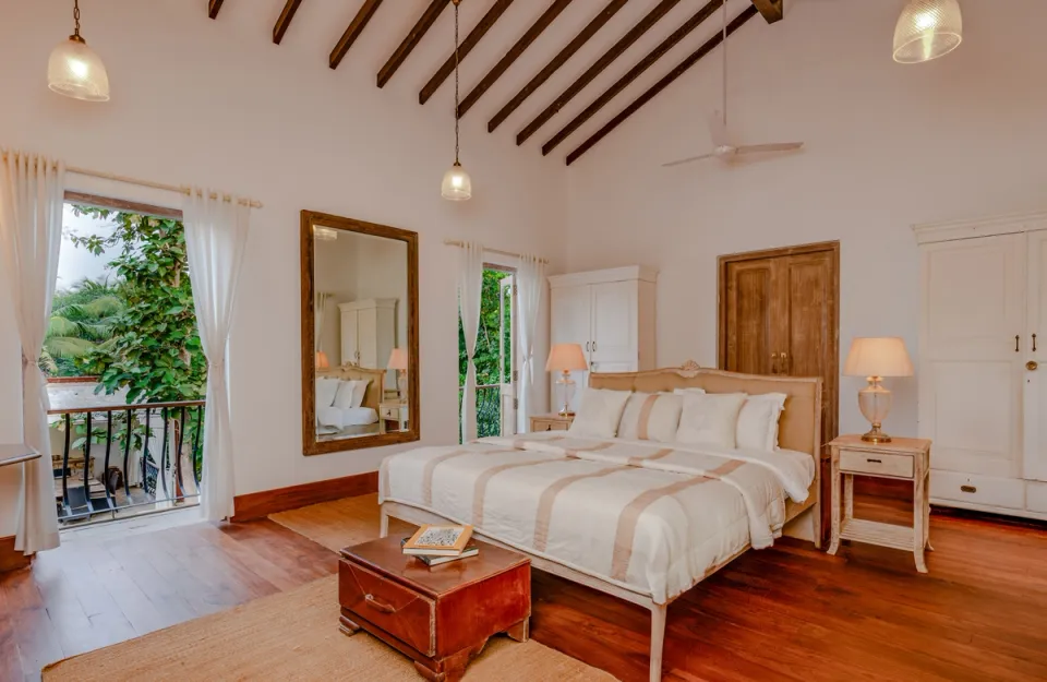 Elegant Bedroom at 70 Vale - Homestay in Goa, amã Stays & Trails 