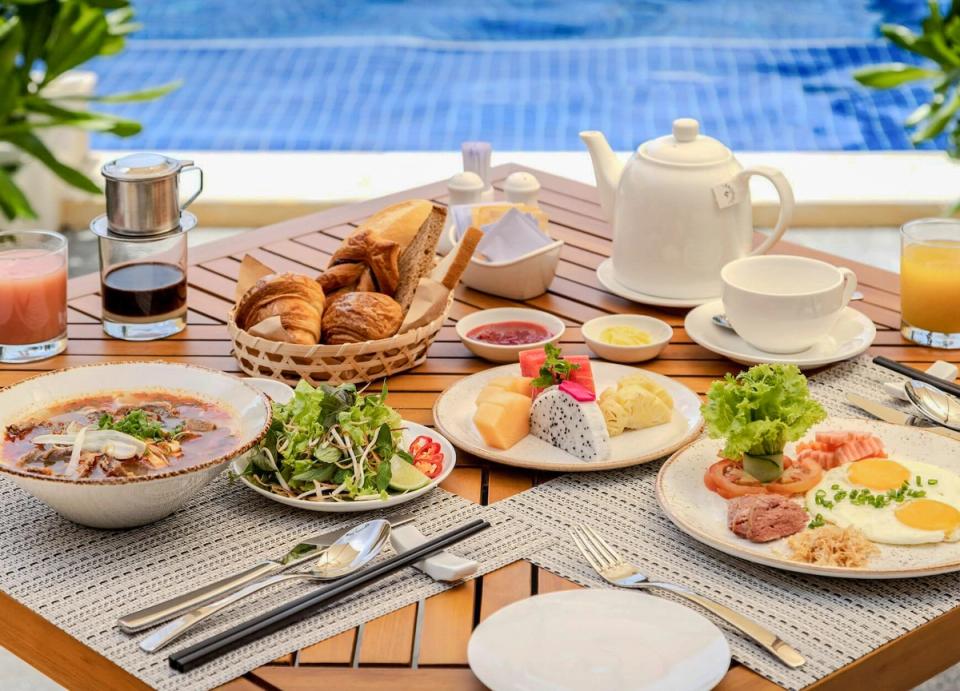 Breakfast By The Lawn - Experiences at Sherlys Ente Kumbalanghi, Kochi