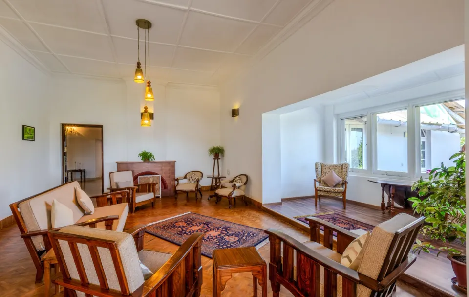 Luxury Living Room at Pollibetta Bungalow - amã Stays & Trails 