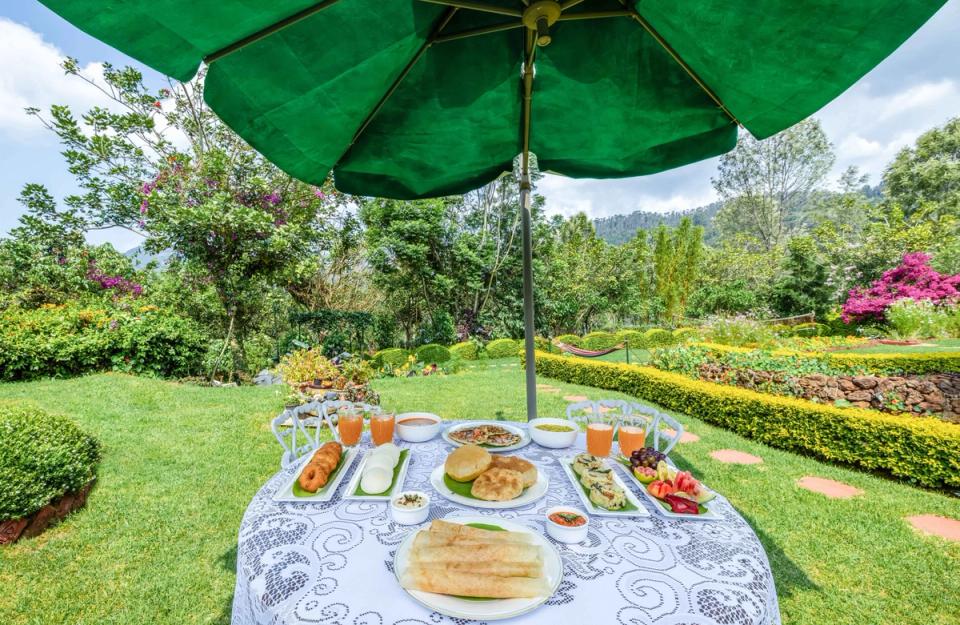 Outdoor Breakfast Area at Raven's Nest , Kotagiri - amã Stays & Trails 