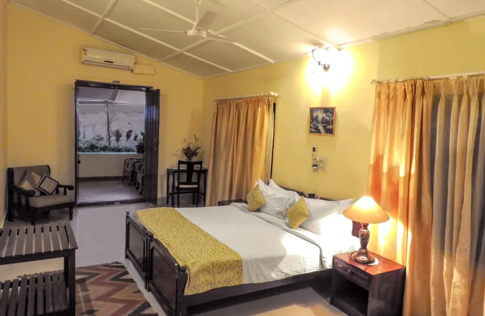 Elegant Bedroom at Glenlorna Bungalow - 5 Bedroom Bungalow in Coorg