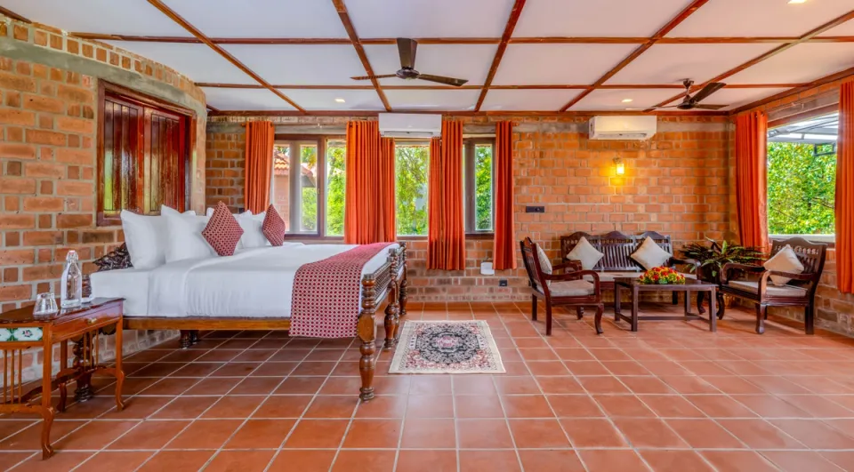 Luxe Bedroom at Lily Pad - Accommodation in Kumarakom