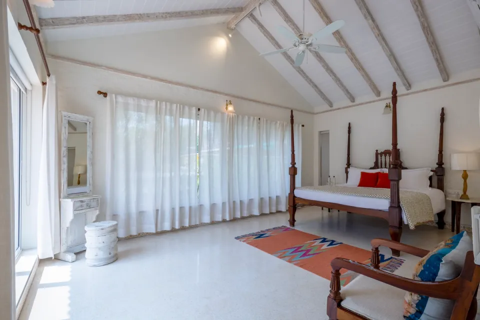 Luxurious Bedroom at Chikoo Villa, Goa - amã Stays & Trails