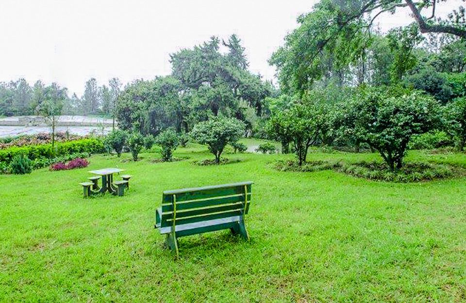 Luxury Outdoor Seating Space at Arabidacool Bungalow, Chikmagalur -  amã Stays & Trails