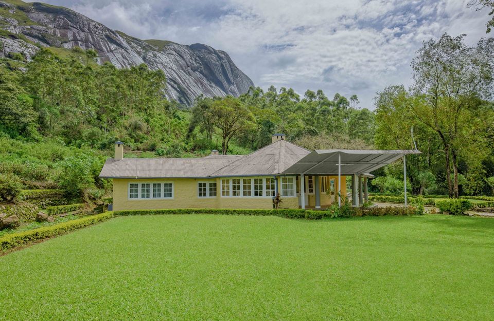 Outdoor Garden at Kadalaar Bungalow - Stay In Munnar