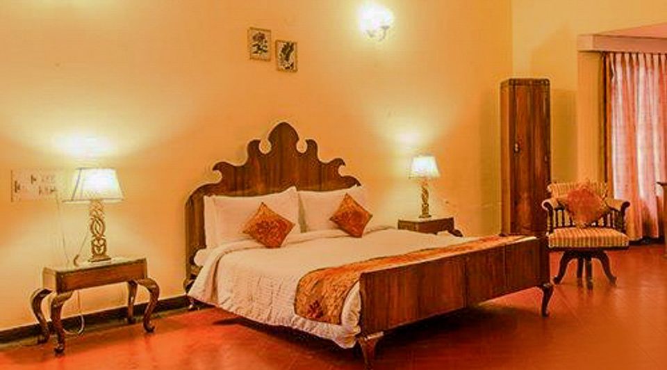 Luxury Bedroom at Arabidacool Bungalow - Villa in Chikmagalur