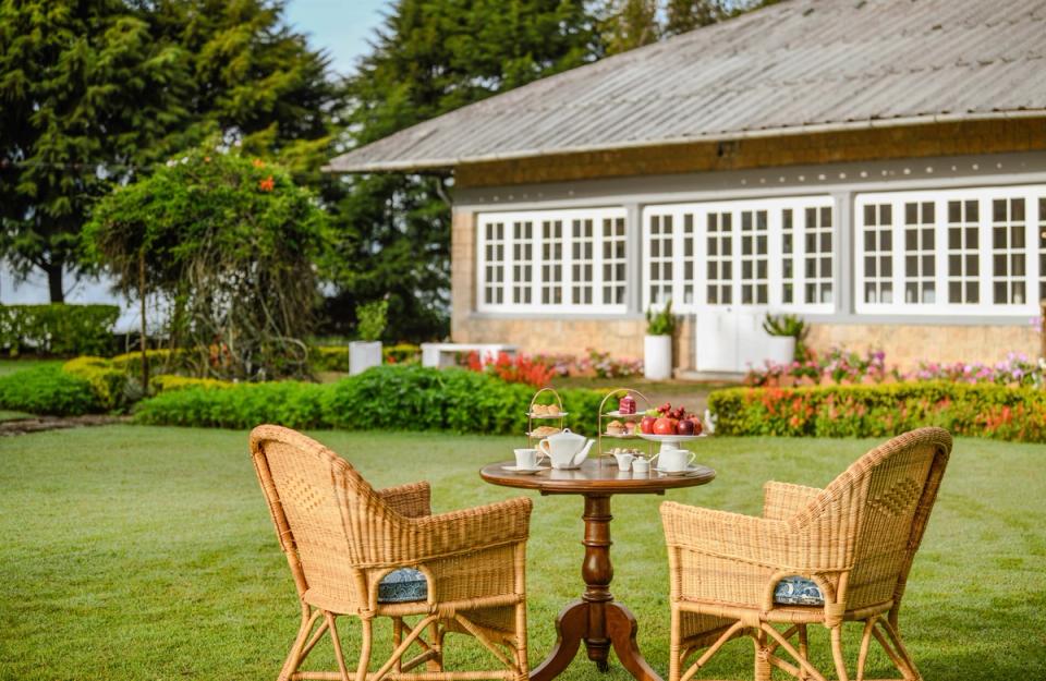 Breakfast By The Lawns - Unique Experiences at Madupatty Bungalow