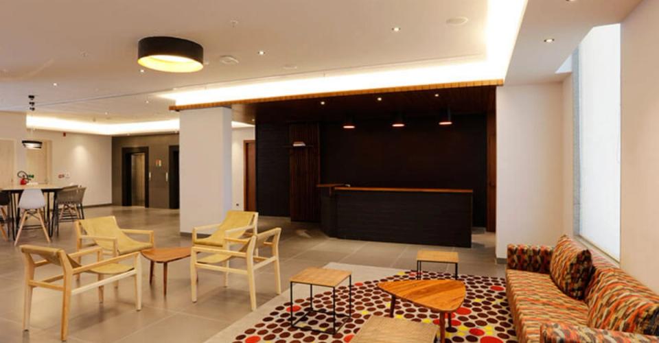 hotel-room-image