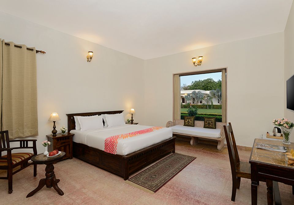 hotel-room-image