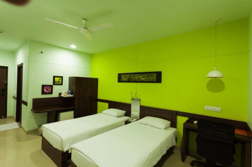 hotel-room-image