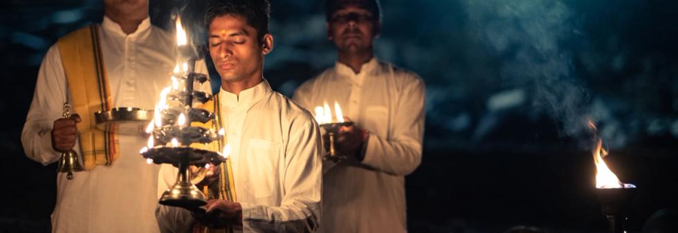 Ganga Aarti: A peaceful and calming experience.