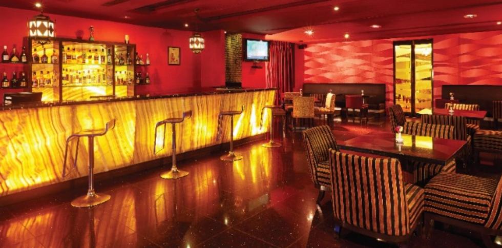 Elegant Dining Setup at Wink Bar Restaurant – Vivanta Vijayawada