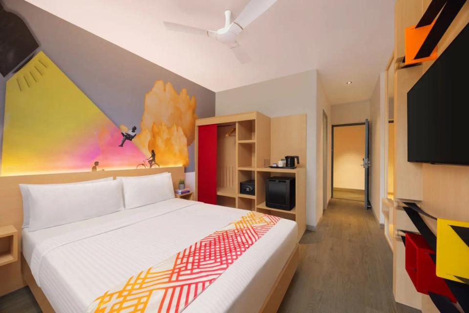 hotel-room-image