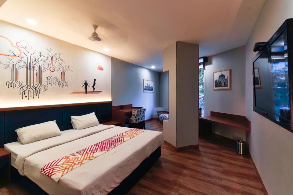 hotel-room-image
