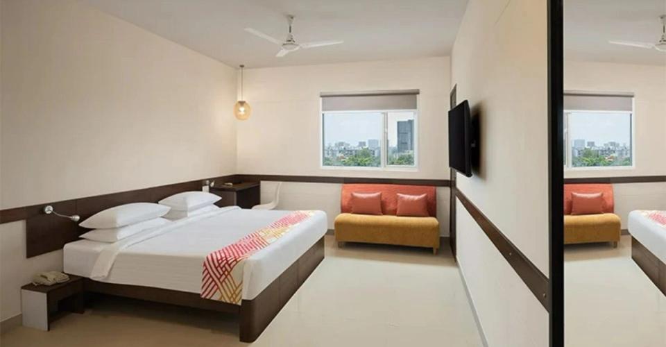 hotel-room-image