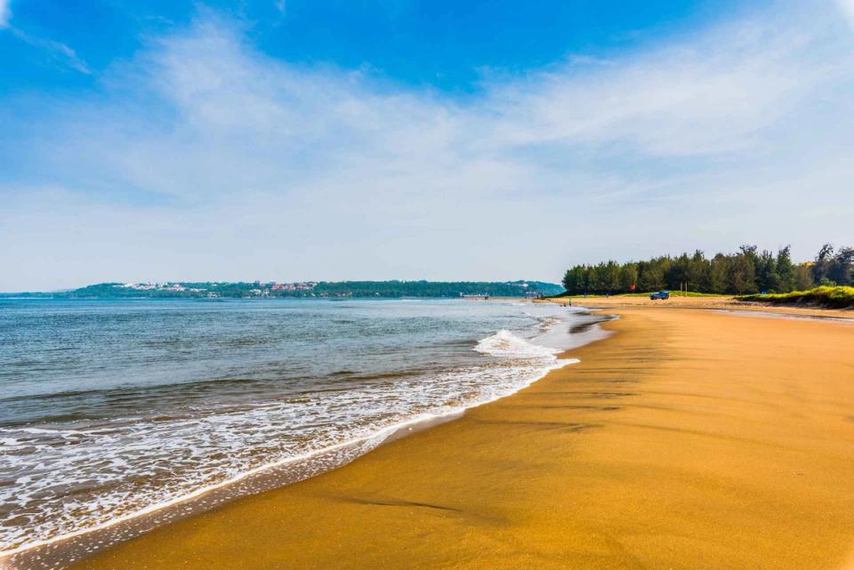 Places to visit near Ginger Goa Panjim- Miramar Beach