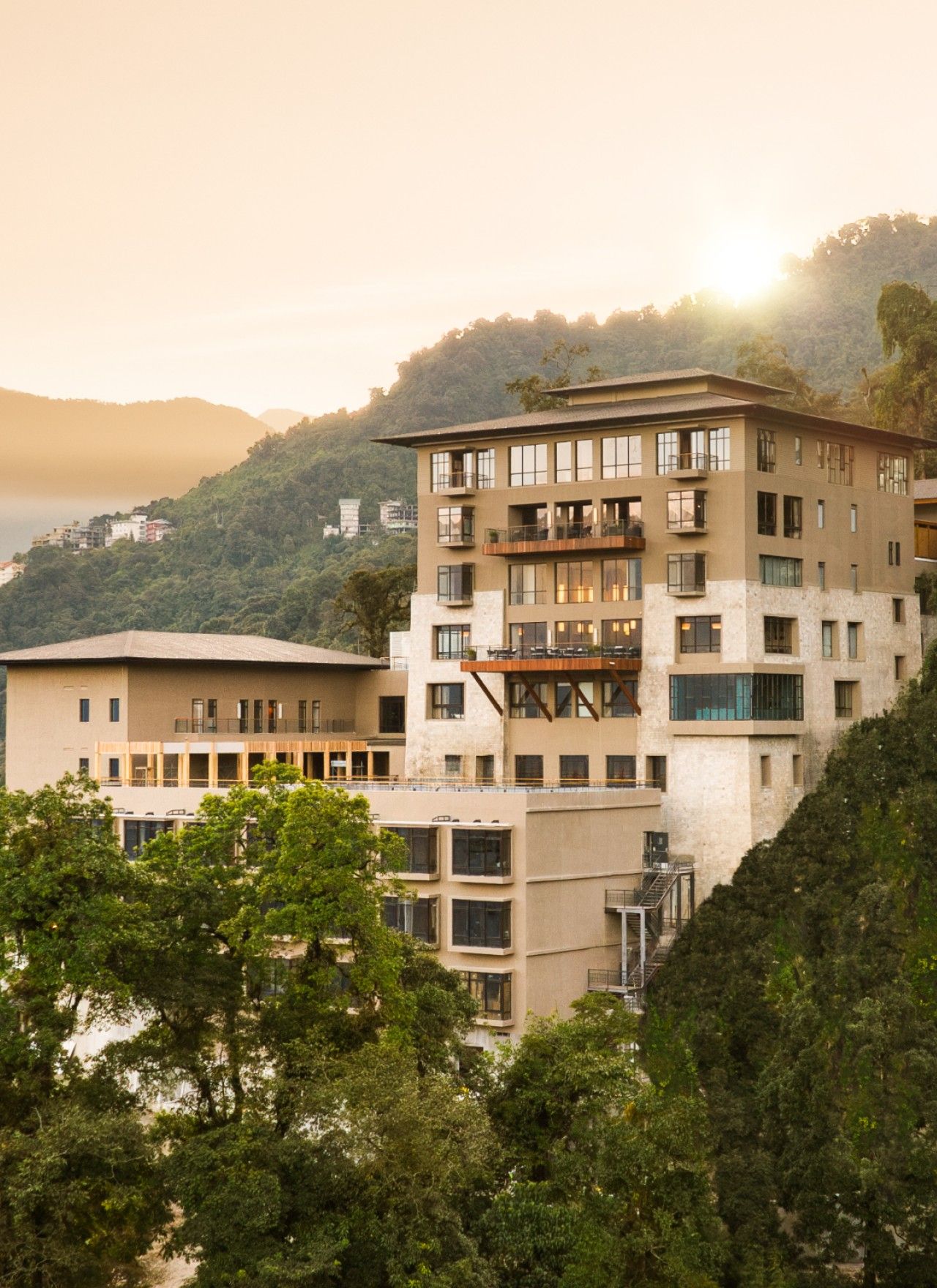 4-Star Premium Hotel