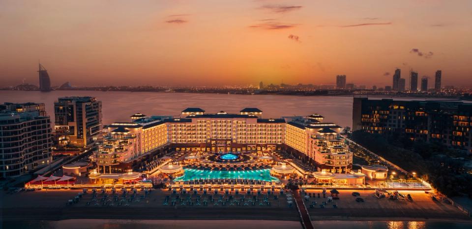 Grand Outside View of Taj Exotica Resort & Spa, The Palm, Dubai - Banner Image